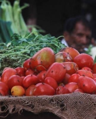 Smuggling of vegetables resumes after de-escalation between Pakistan, India